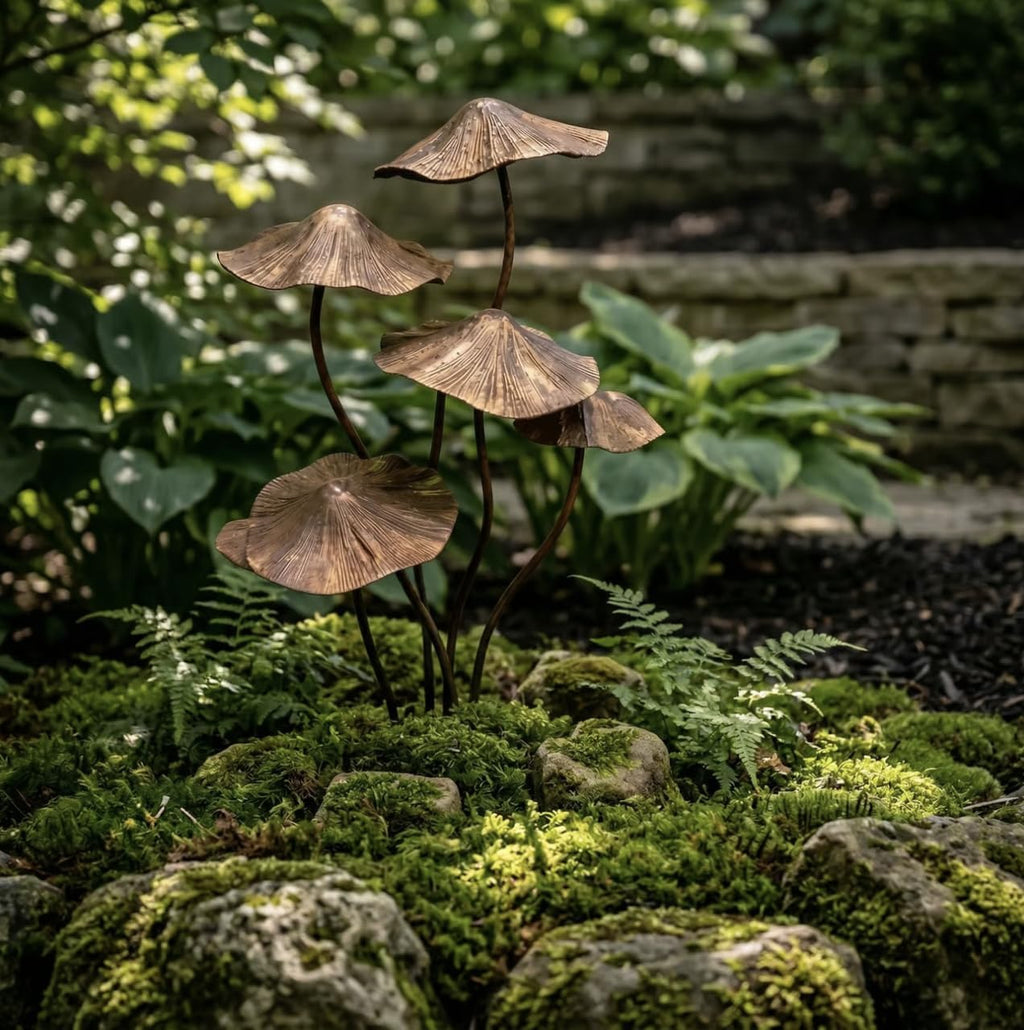 Metal Mushroom Garden Stake, Rustic Outdoor Yard Art Sculpture, Whimsical Decorative Accent for Patio, Porch, and Lawn (Bronze)